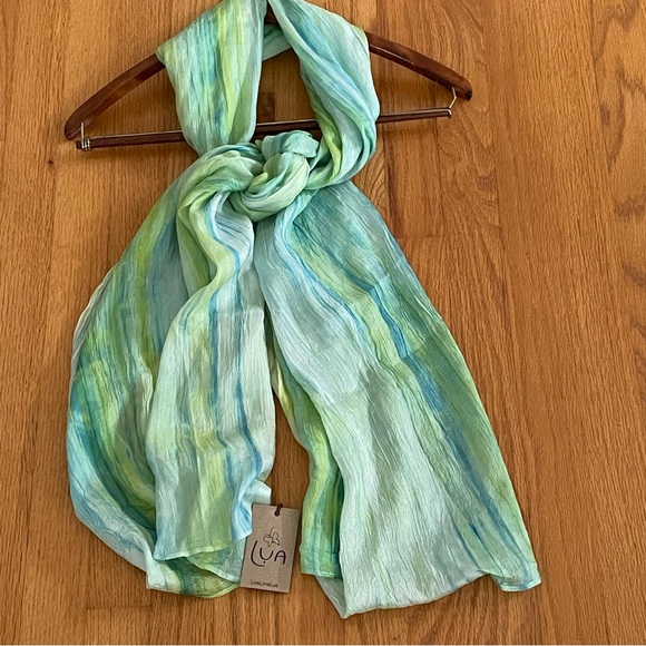 NWT Lua 100% Organic Silk Hand -Dyed Scarf - Picture 2 of 15